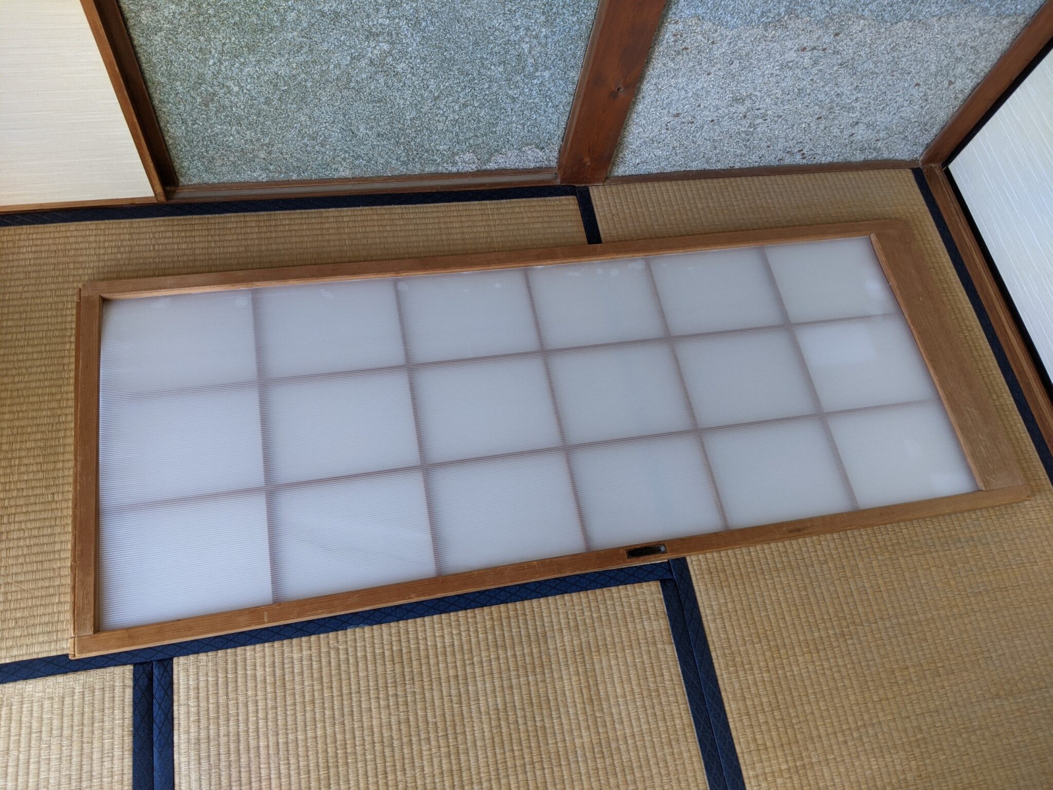 窓 プラダン